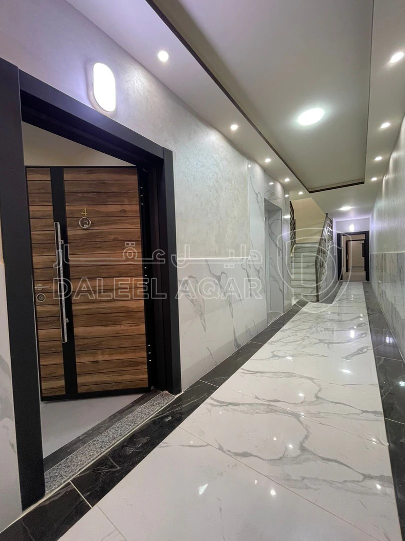شقة في محافظة  العاصمة- شرق عمان- طبربور  - 55,000 دأ - صورة 1